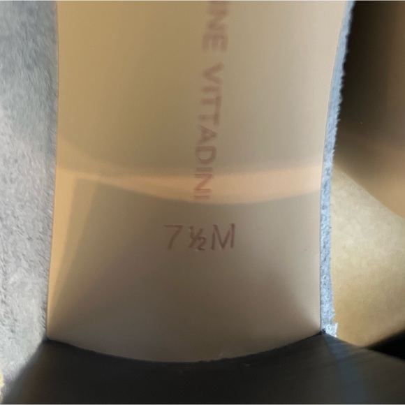 ADRIENNE VITTADINI GOSE LACE UP OXFORD HIGH HEELS | GRAY SUEDE | SIZE: 7.5 | EUC - Picture 9 of 10